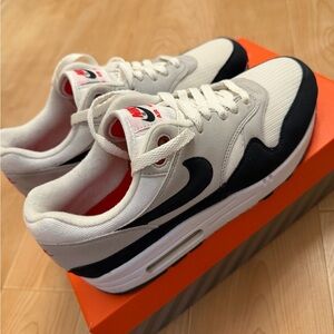 Nike Air Max 1 Anniversary White & Dark Obsidian